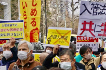 「生きたまま燃やす」家族に脅された同性愛者の男性が難民認定。入管庁の「手引」は生かされたのか【検証】