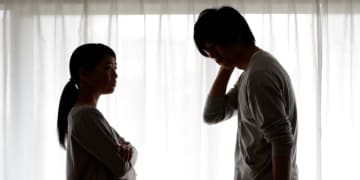 日本の「“反”不倫」規範意識は20年変わらず…他国と比較して「厳しい」？「ゆるい」？