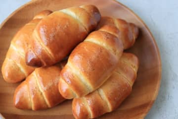 あの人気ベーカリーの味がおうちで再現できる！トリュフ塩パンのレシピ
