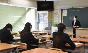 教員確保へ養成支援活発化　模擬授業や茨城県教委連携　試験制度見直しも　11日教員選考1次試験