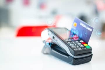 「友人を笑わせるため」に作ったクレジットカード　ユニークなデザインに思わず二度見