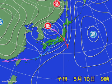 前線周辺　激しい雷雨に要注意