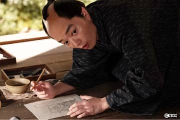 天才絵師・歌麿に挑む染谷将太、「べらぼう」現場の活気と蔦重・横浜流星の魅力を語る