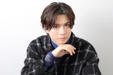岡宮来夢、次世代担うミュージカル俳優として主演作続々　座長としての意気込み胸に憧れの作品に挑む