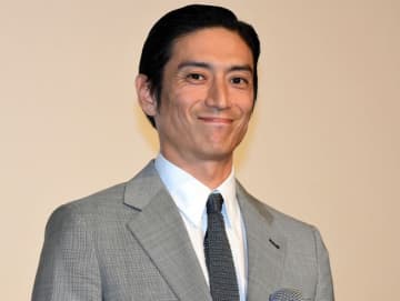昨年俳優復帰・伊勢谷友介、雰囲気激変な48歳の“今”「う。。。わ」「もはや犯罪レベル」
