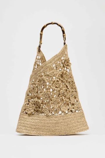 それどこの？→【ZARA】！ 春夏コーデにぴったり♡「編み込みバッグ」