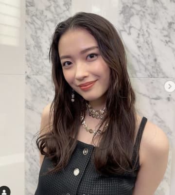 「ちょっと変わりすぎじゃない！？」CMでブレイク女優・茅島みずき、髪バッサリでイメチェン姿に大反響「えぐいくらい可愛い」