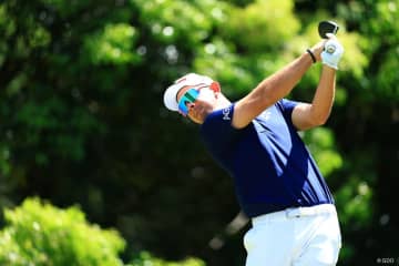 ハーバートが高額大会を制す 杉浦悠太は5打差2位