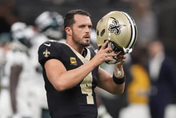 セインツQBデレック・カー、肩の負傷を理由に11年のNFLキャリアに終止符