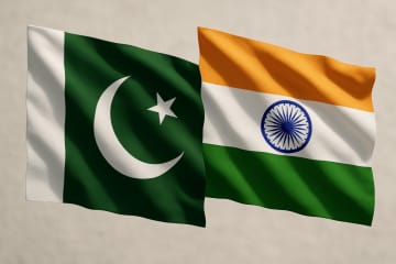 王毅部長がパキスタン副首相兼外相、インド国家安全保障顧問とそれぞれ電話会談