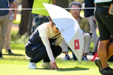 救急搬送の藤田さいき、PO最後にライバルを称えていた　申ジエ優勝の10秒後、真っ先に駆け寄り…