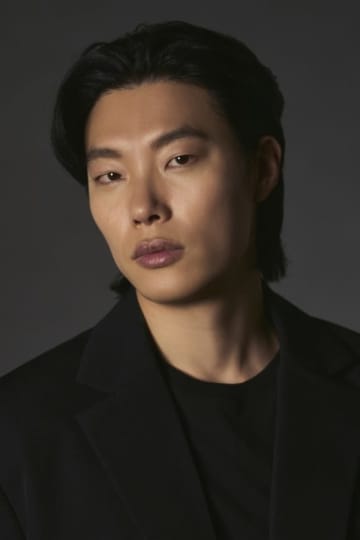 「啓示」リュ・ジュンヨル“Netflixでの1位は全く予想できなかった…好評に感謝”
