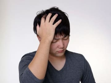 「幽霊？ 幻覚？」 病院に行くべきでしょうか【精神科医が回答】