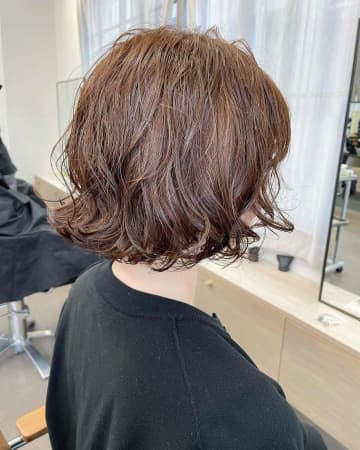 【40・50代】の"脱・昭和ヘア”！ 楽ちん & おしゃ見え「ボブパーマ」♡