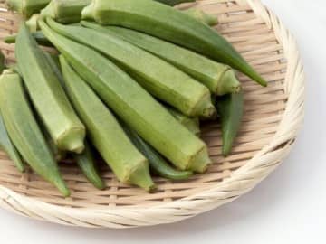 じつは避けたほうがいいかも!?野菜のプロが教えるオクラの「もったいない」食べ方