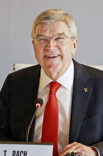 IOCバッハ会長に功労賞　OCA、総会開会式で授与