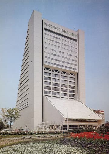 1980年代のコンサートホール御三家は【中野サンプラザ・東京厚生年金会館・渋谷公会堂】　 都内の “コンサートホール御三家” といえば…