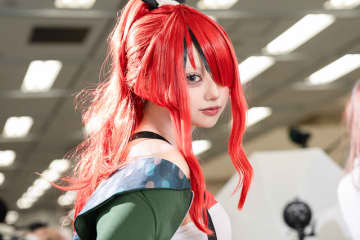 【コスプレ】整ったスタイルから繰り出す自由奔放なポージングが秀逸！“パタち”レイヤーの無邪気な笑顔が愛らしい【写真9枚】