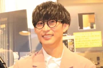人気歌手、4ケタ超え高級車を購入へ…ハイエンドな音響設備　ネット仰天「稼いでる男は違ぇな」