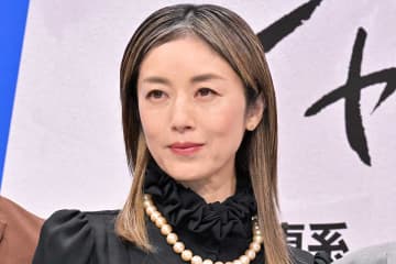 娘との2人旅が「姉妹にしか見えません」　高岡早紀、GWの過ごし方にSNS反響「なんぼほど可愛いねん」