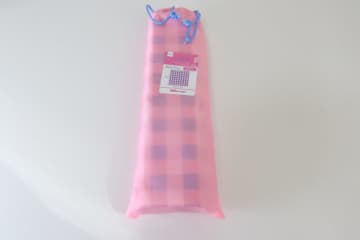 ダイソーで見つけた瞬間即買いでした♡こんなかわいいデザイン出たんだ！軽くて小さい便利グッズ