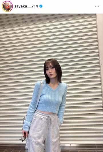 山本彩「たまーに履くとなんか恥ずかしい」ミニスカ姿にファン悶絶「めっちゃ可愛い」
