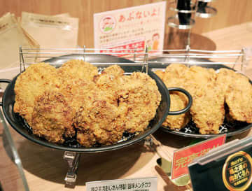 ヨークフーズ東小金井店 駅徒歩1分の好立地 総菜・冷食など強化