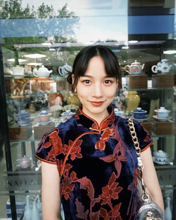のん、艶やかなチャイナドレス姿にファン「萌え萌え」