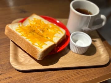 【横浜駅直結】レトロ調でモダン？！ここに！「ドロップコーヒー（drop coffee）」