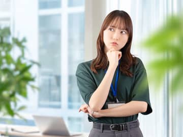 今の仕事を「辞めたい」と思ったことはある？職場にとどまる理由とは