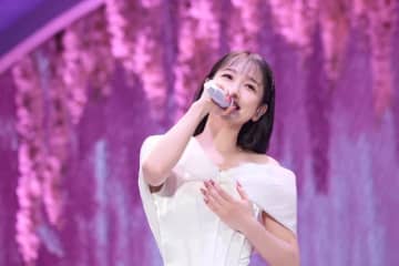 西野カナ、7年ぶりの全国ツアーより東京公演にて新曲「With You」を披露 こだわりの衣装も公開