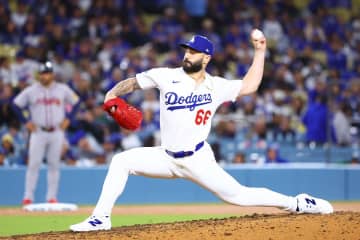 ドジャース仲良し救援トリオ　タナー・スコットの大脱線トークに絶妙掛け合い「何の話してたっけ？」