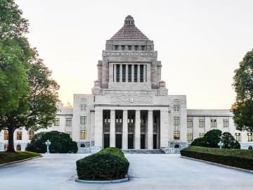 ロンブー淳VSホリエモン「国会の居眠り議員」めぐりXで舌戦　「自分が議員なりなさいよ」