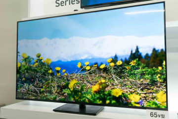 パナソニック、高輝度パネルと独自エリアガンマ補正を兼備したハイグレード4K液晶ビエラ「W90B」