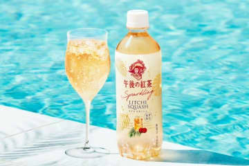 午後の紅茶「ライチスカッシュ」爽やかなティースパークリングが夏限定で、甘さすっきり×スパイスの香り