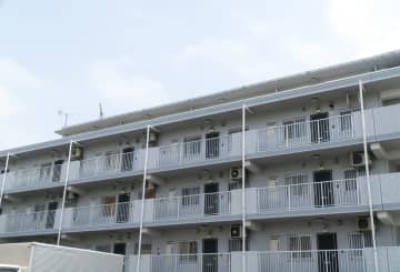 祖父から相続した古い「アパート」はリフォームすべき？それとも解体して土地活用を考える？費用対効果を徹底比較