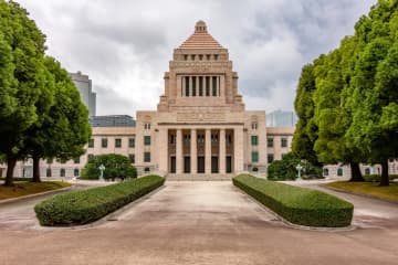 国民ファーストの政治はどこに？