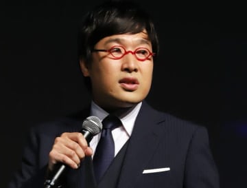 山里亮太、山口・防府のゆるキャラ入りお菓子に「なんてディフェンスの強そうなキャラクターなんだ」
