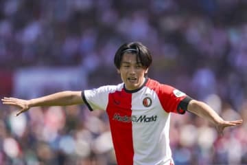 「相当ハマっている」大逆転負けを喫した強豪PSVとの大一番、上田綺世は“ベスト＆ワースト”が交錯した90分間で何を掴んだのか【現地発】