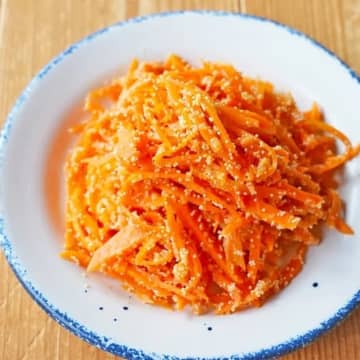 【ほぼ「にんじん」だけ！！】1本使い切れる「あったら嬉しい」無限おかずレシピ3選