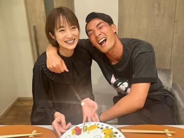 槙野智章、妻・高梨臨と38歳バースデーショット公開！「素敵なご夫婦」「ラブラブですね」