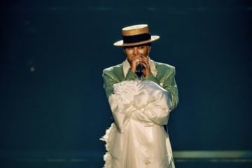G-DRAGON、流暢な日本語を披露も！東京ドームでファンと再会「これからは頻繁に会おう」
