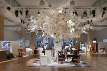 モンブラン、「The Tree of Writing／かくことの木」アートインスタレーションを含むポップアップストアを阪急うめだ本店にて開催