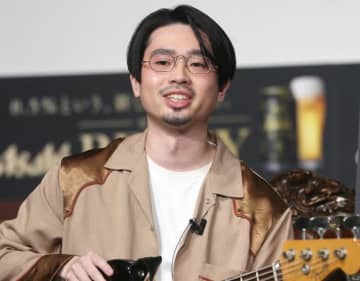 ハマ・オカモトが父・浜田雅功との親子2ショットを公開→「最高の親子共演」「泣いちゃいます」と話題に