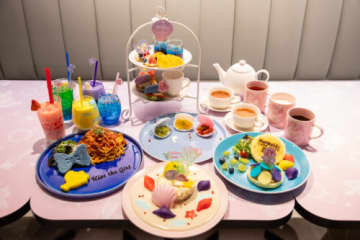 アリエルの世界が広がる期間限定カフェ「リトル・マーメイド」OH MY CAFEオープン