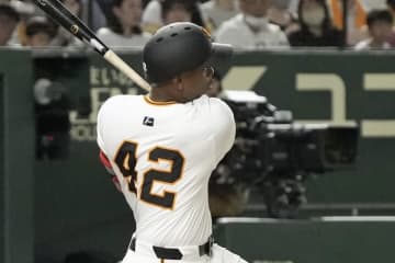 開幕から苦しむ巨人・ヘルナンデス　田尾氏「打ちたい、打ちたいで…」
