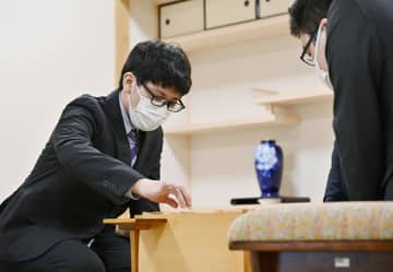 将棋、奨励会員が竜王予選初優勝　高校生の山下三段、棋士破る