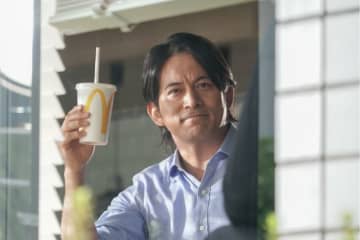 岡田准一がマクドナルド新CMに登場「昔、踊っていた意地」で華麗なダンスを披露！