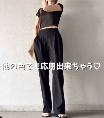 全身【ユニクロ】上下で4,490円なのにこの完成度！ブラック×とろみ素材が叶える大人の都会モノトーン【40代の毎日コーデ】