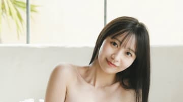 溝端葵、“期待の超新星”のフレッシュな撮り下ろし 『ヤンマガ』本誌未公開のWebカット